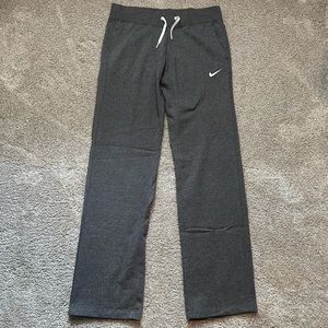 NWT Nike Fleece Sweatpants (with Drawstring)